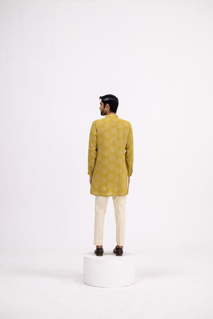 Mustard Pintuck Kurta / Full Set