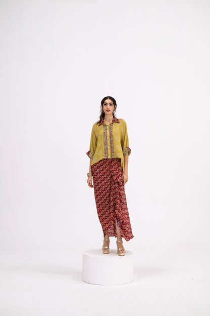 Mustard Toga Cape Paired With Honeycomb Dhoti Set With Inner