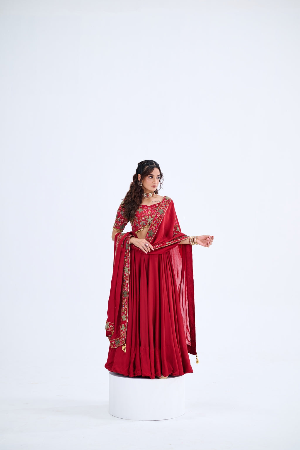 RED LEHENGA WITH EMBROIDERED BLOUSE PAIRED WITH EMBROIDERED BUTI DUPATTA