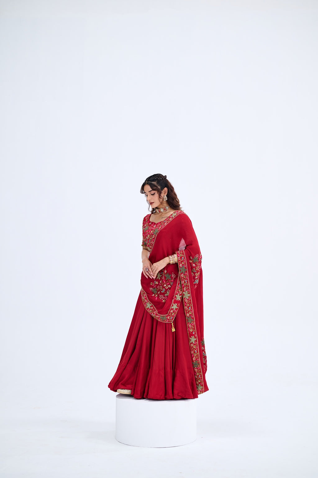 RED LEHENGA WITH EMBROIDERED BLOUSE PAIRED WITH EMBROIDERED BUTI DUPATTA