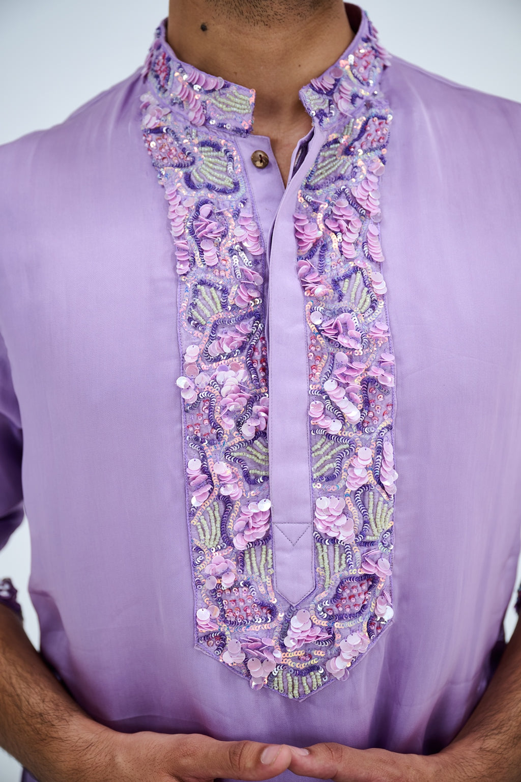 LAVENDER EMBELISHED KURTA PAIRED WITH WHITE PANTS