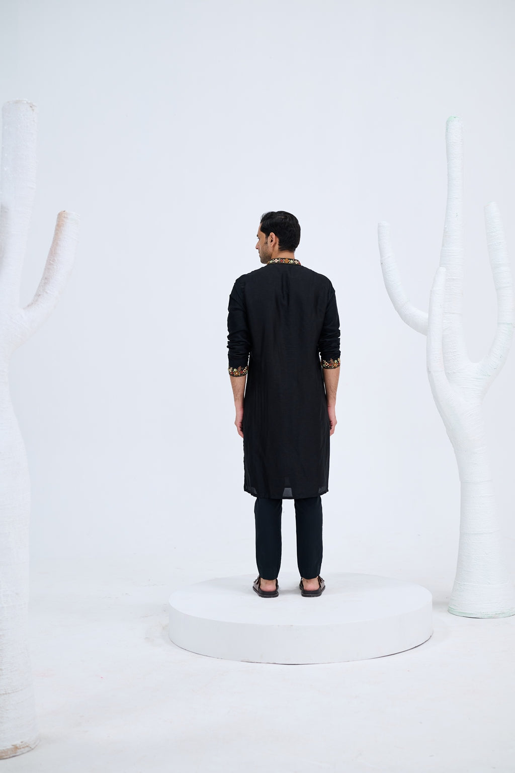 EBONY KURTA SET WITH BLACK PANTS