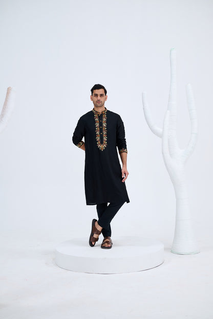 EBONY KURTA SET WITH BLACK PANTS