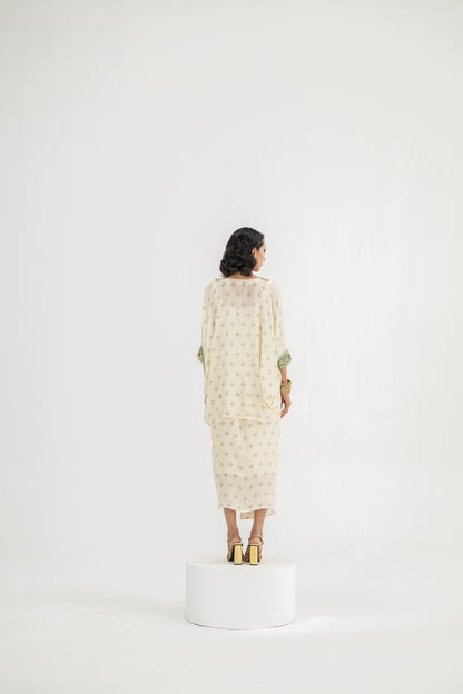 Cream Dotted Toga Cape With Inner And Skirt Set