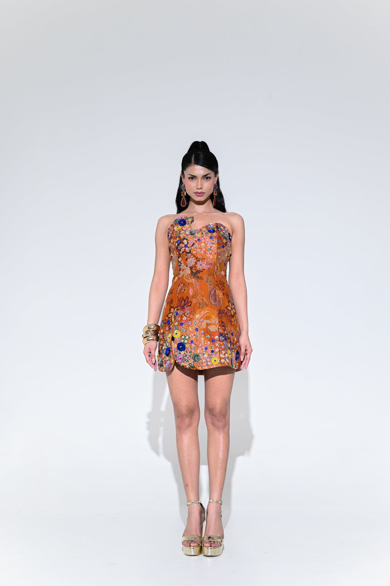 AMBER BLOOM LIGHT EMBROIDERED DRESS
