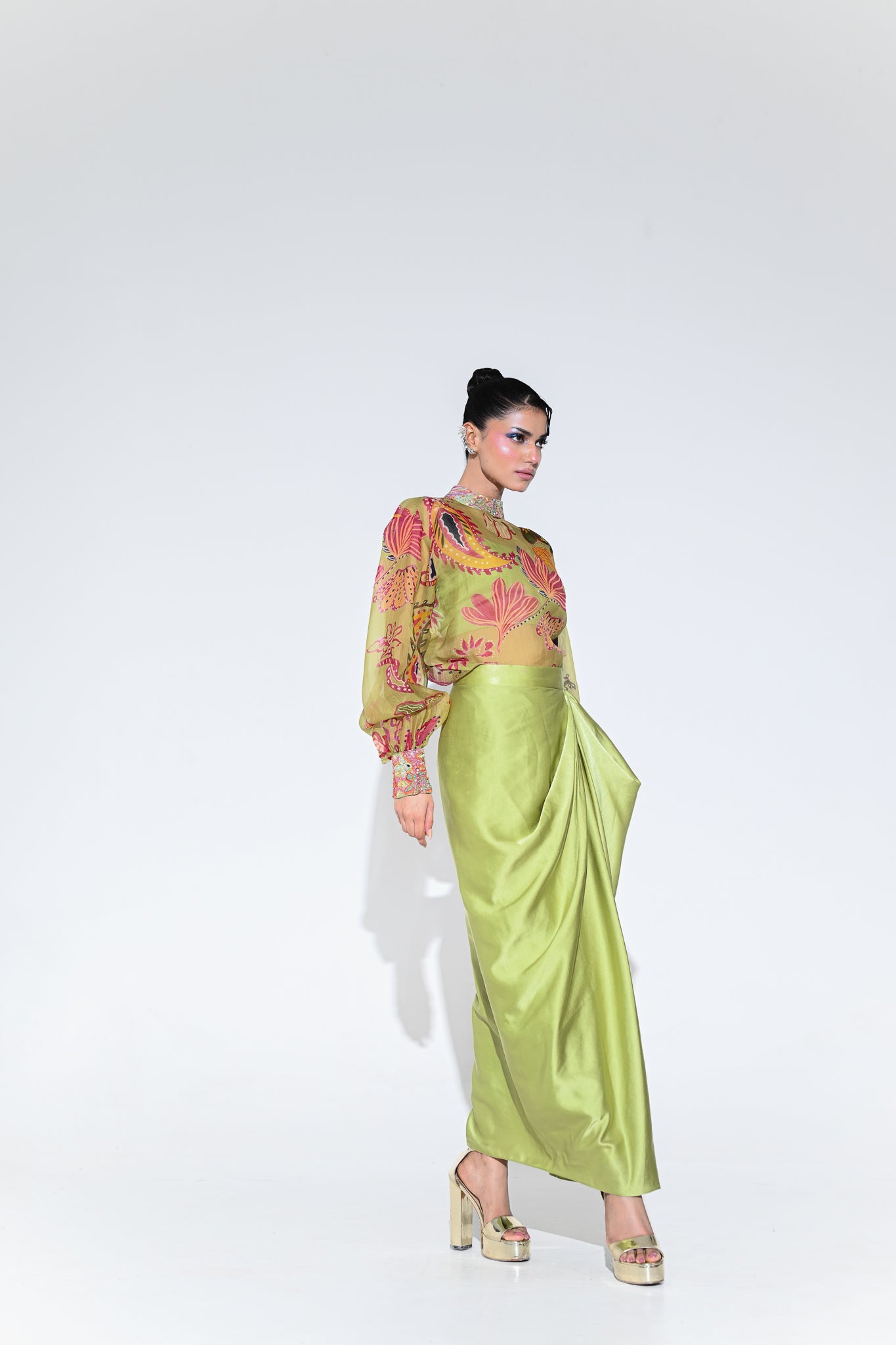 OLIVE BLOOM EMBROIDERE SHIRT SKIRT SET