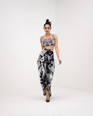 Sushi - Yin Dhoti Skirt Set With Embroidered Bralette